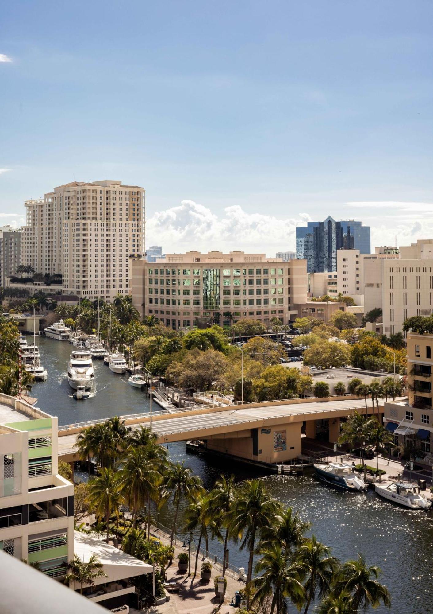 Flow Fort Lauderdale Hotel Exterior photo
